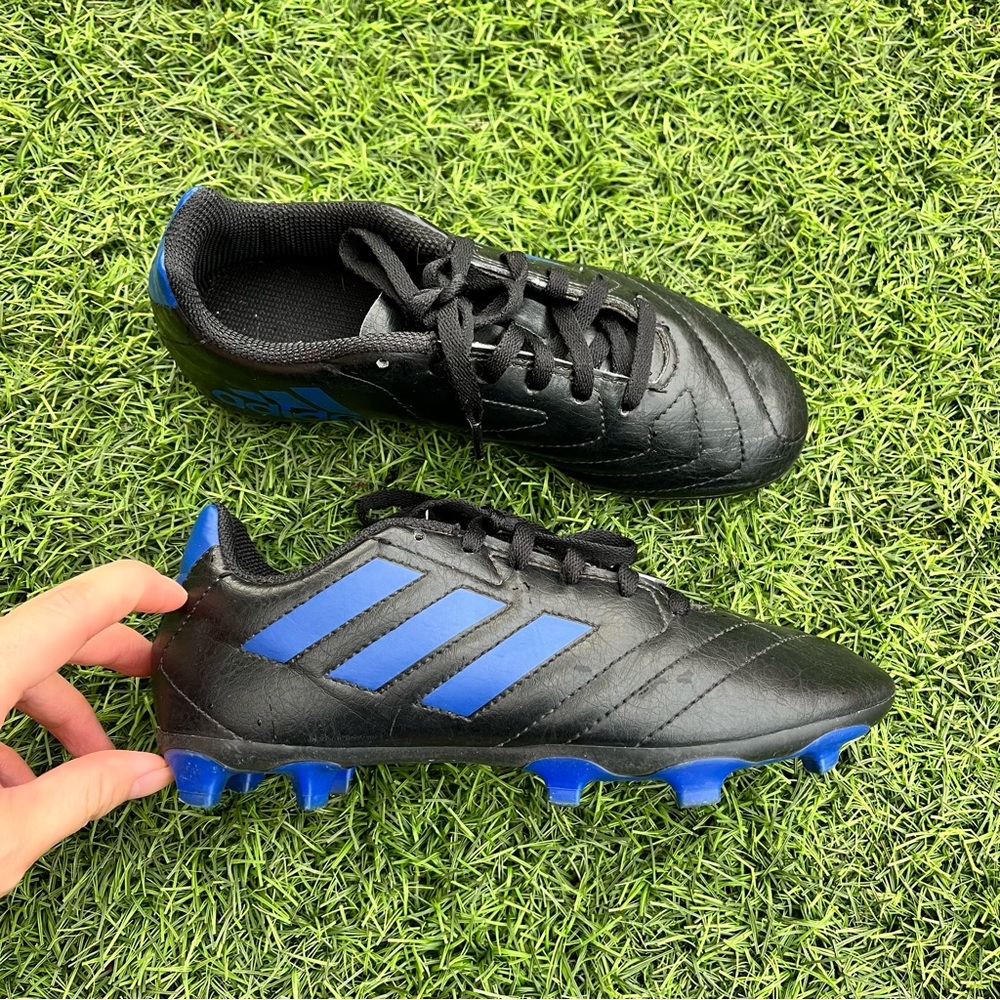❣️SALE❣️ Toddler Kids Size 9.5C Adidas Boys Soccer Cleats Athletic Sports Shoes